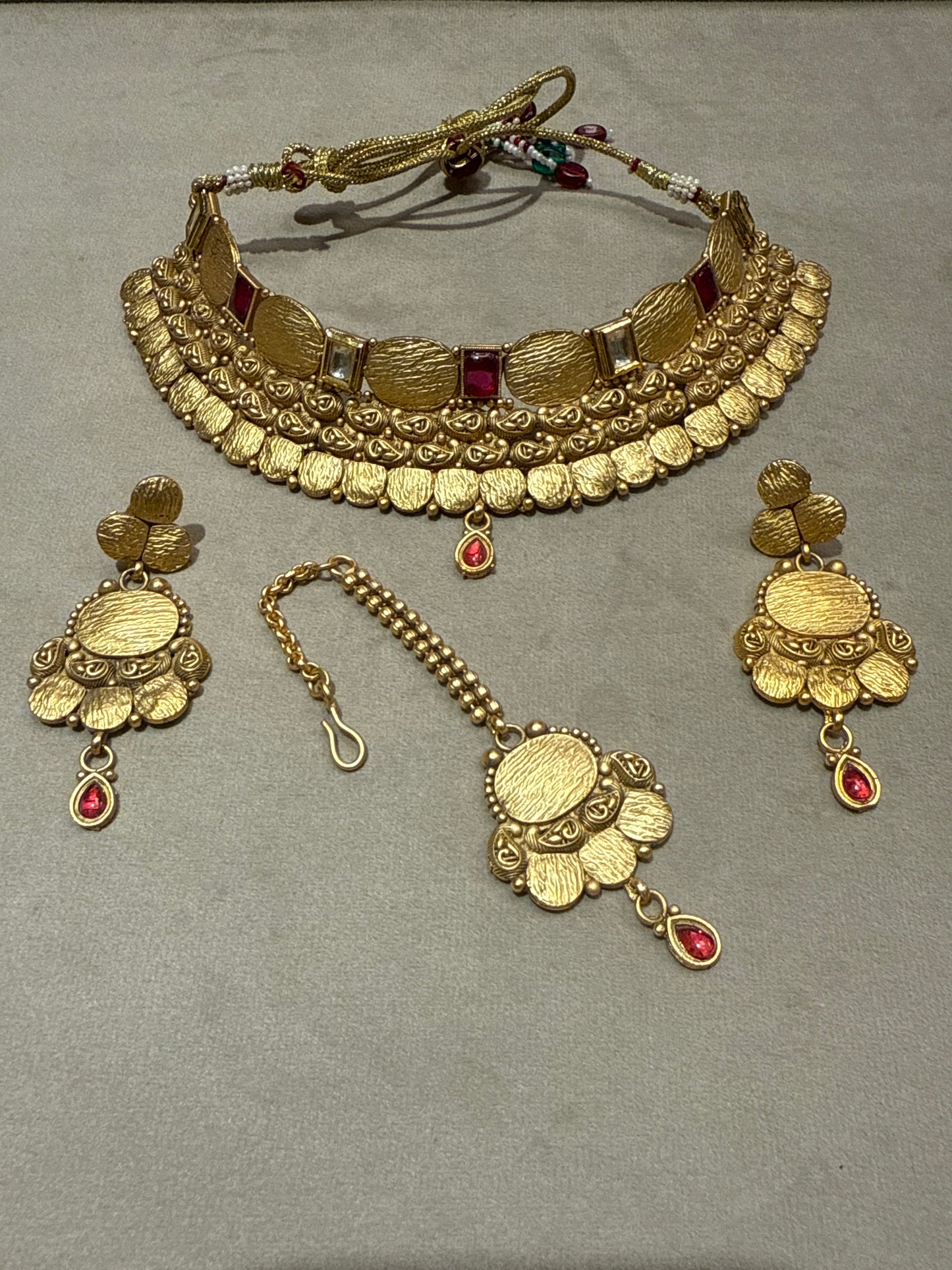 Ruby Petal Heritage Bridal Set-Bs31