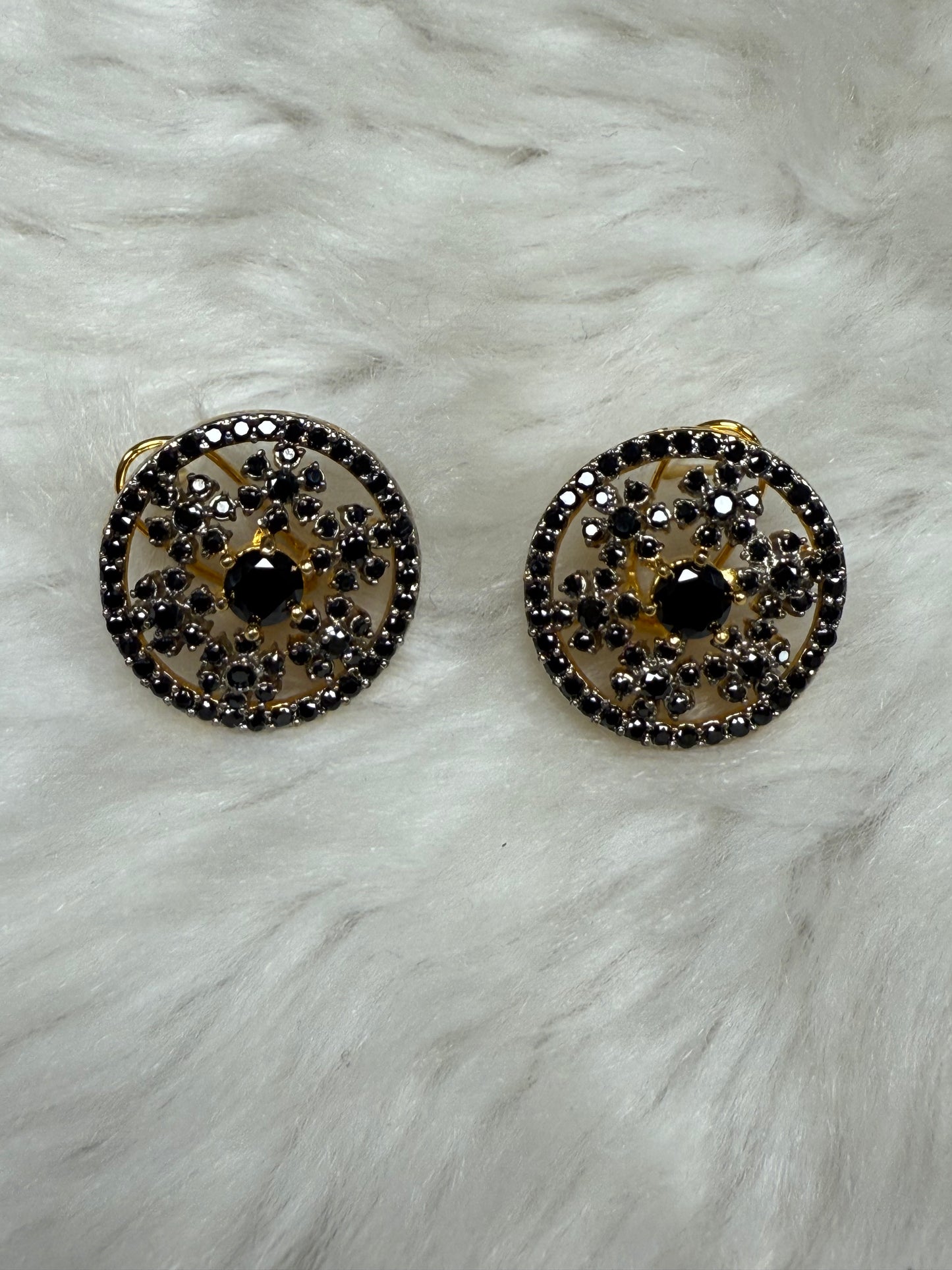 Golden Glow Studs-Tp39