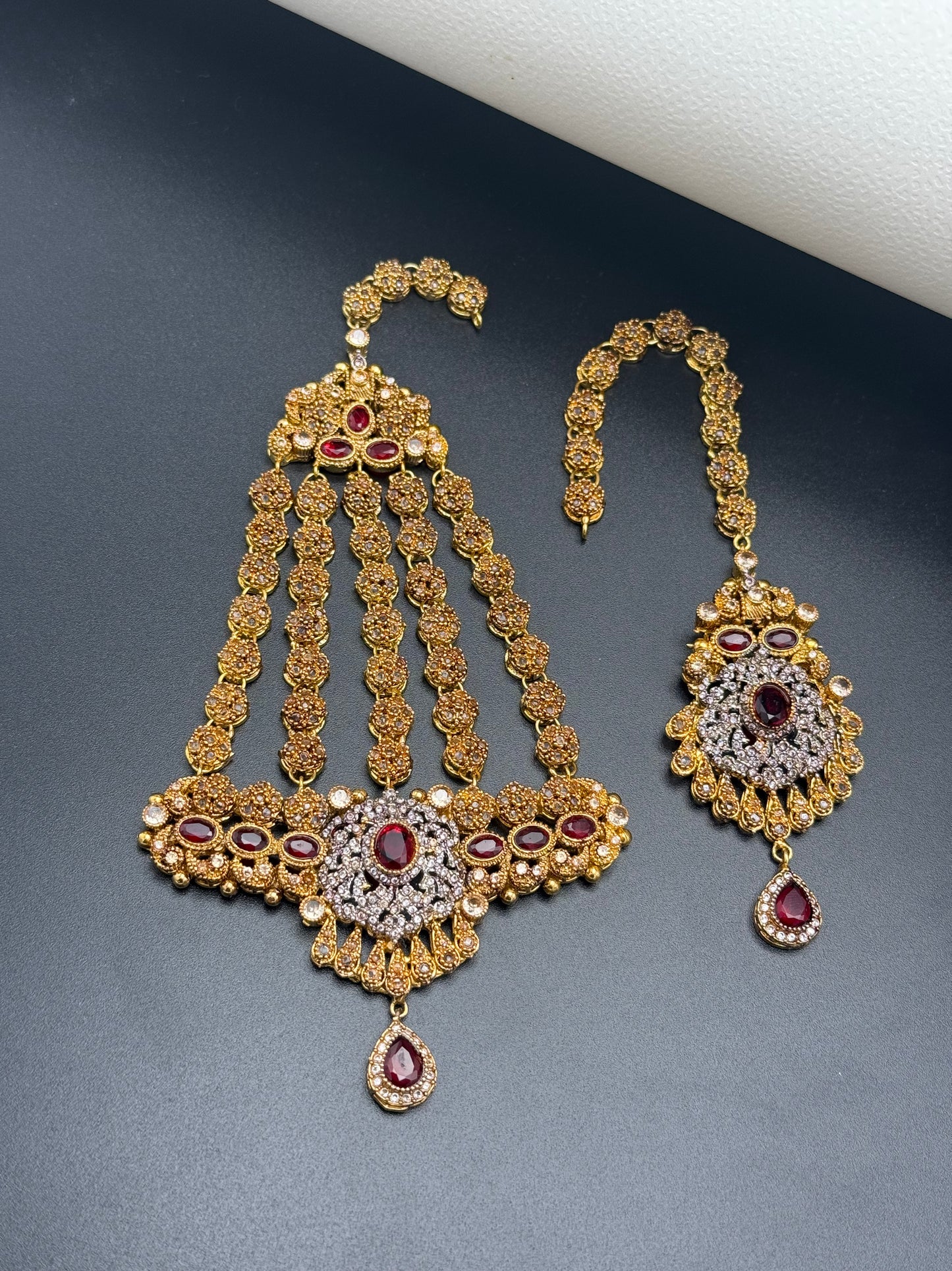 Regal Ruby Maharani Set-Bs5