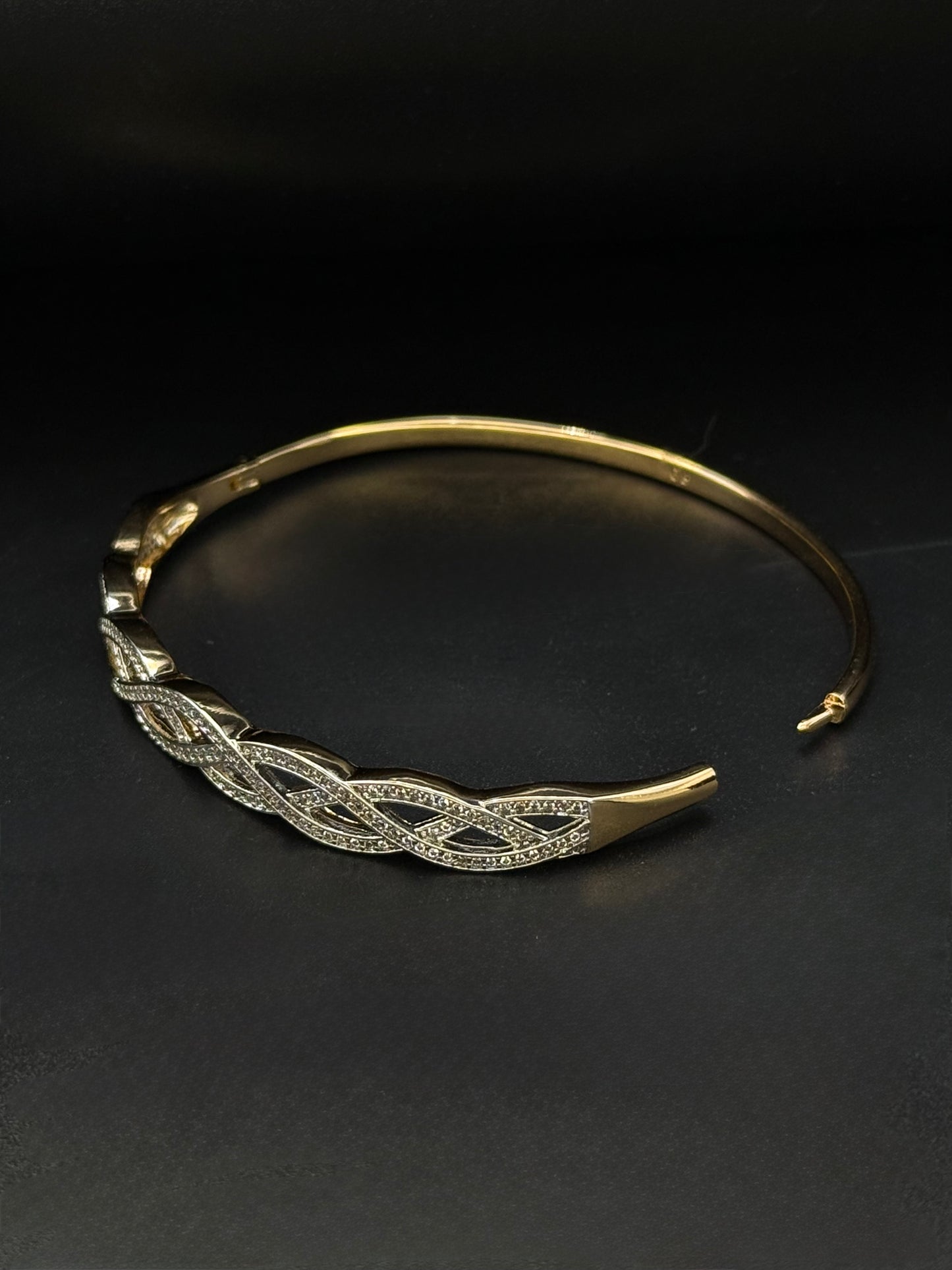 Eternelle Weave Cuff-Bs9