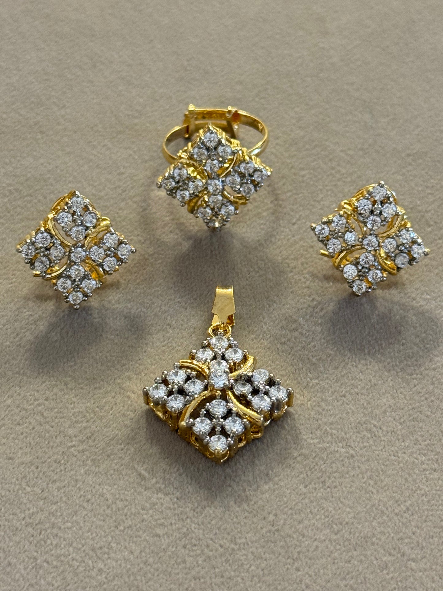 Goldplated Pendant Set-Ps36