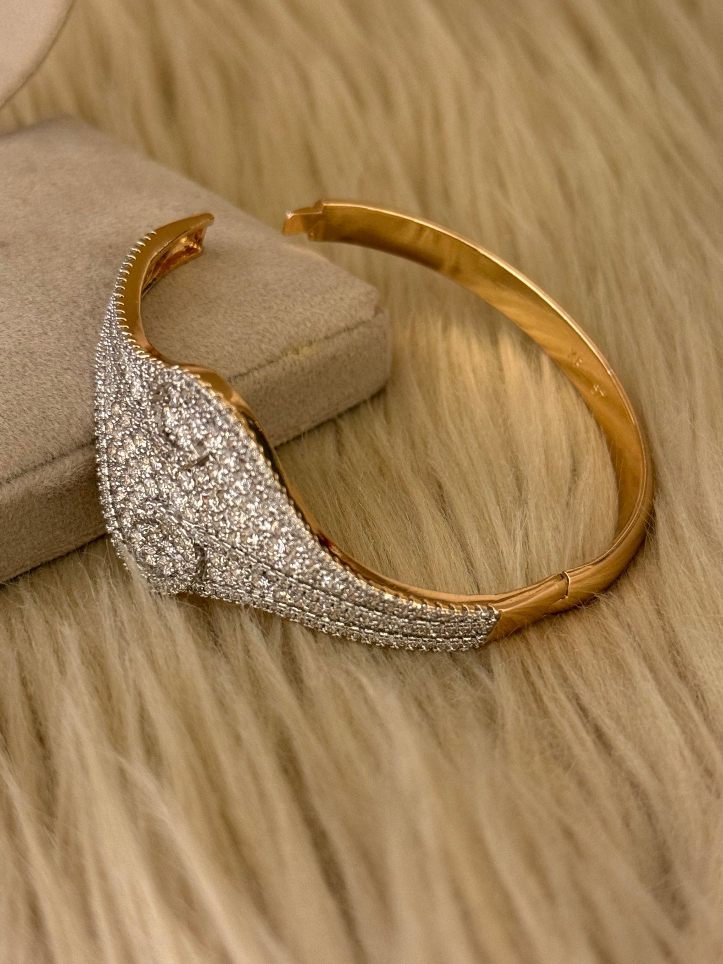 Goldplated Bracelet-Bs39