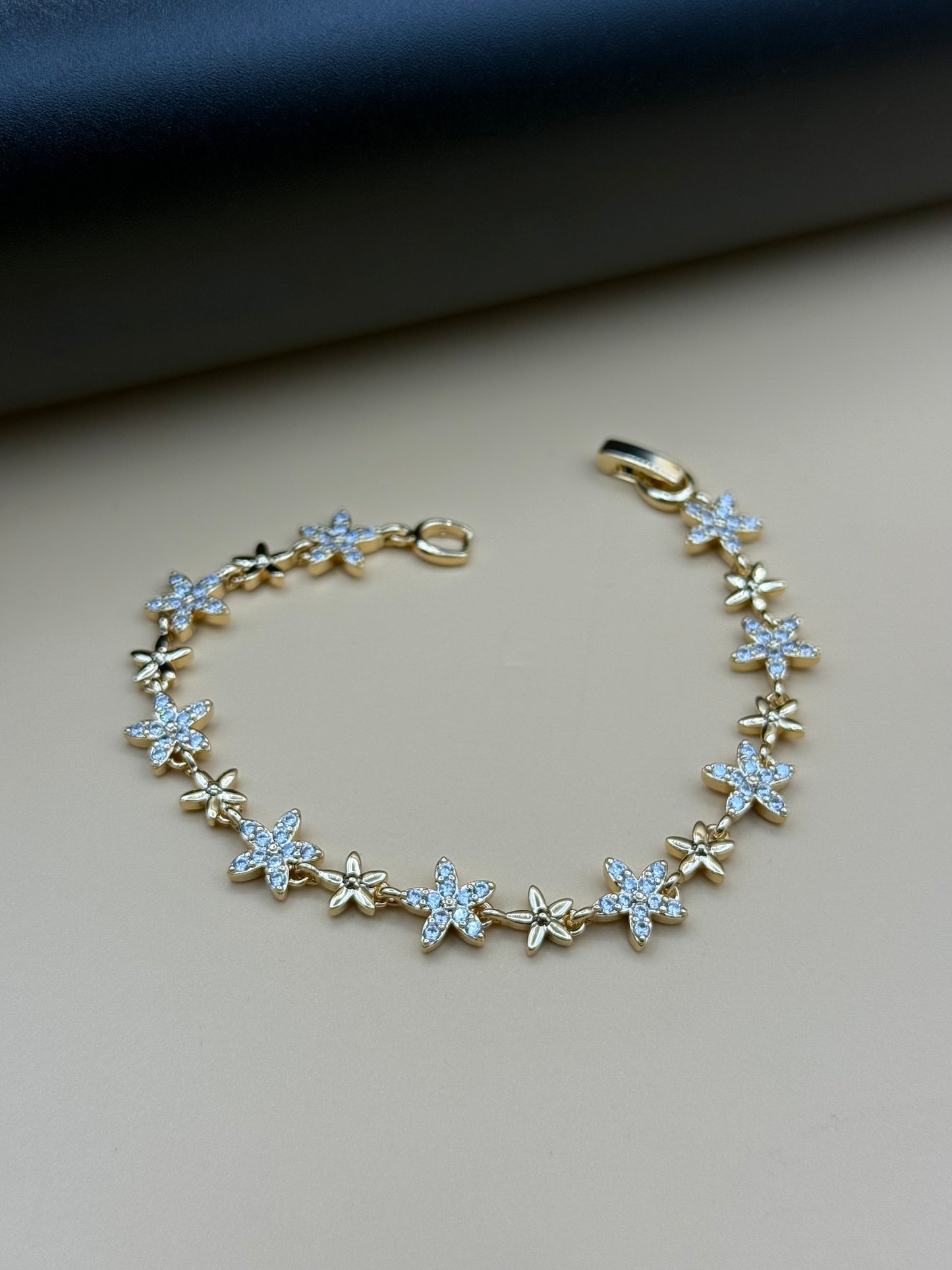 Blossom Spark Bracelet-Bs7
