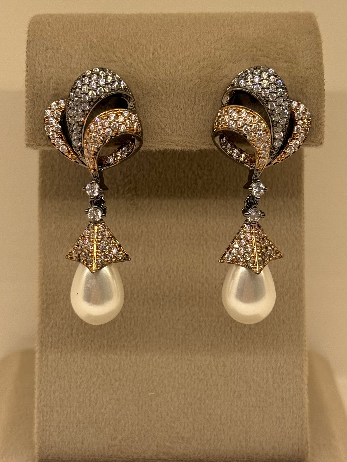 Eternal Grace Earrings-Er67