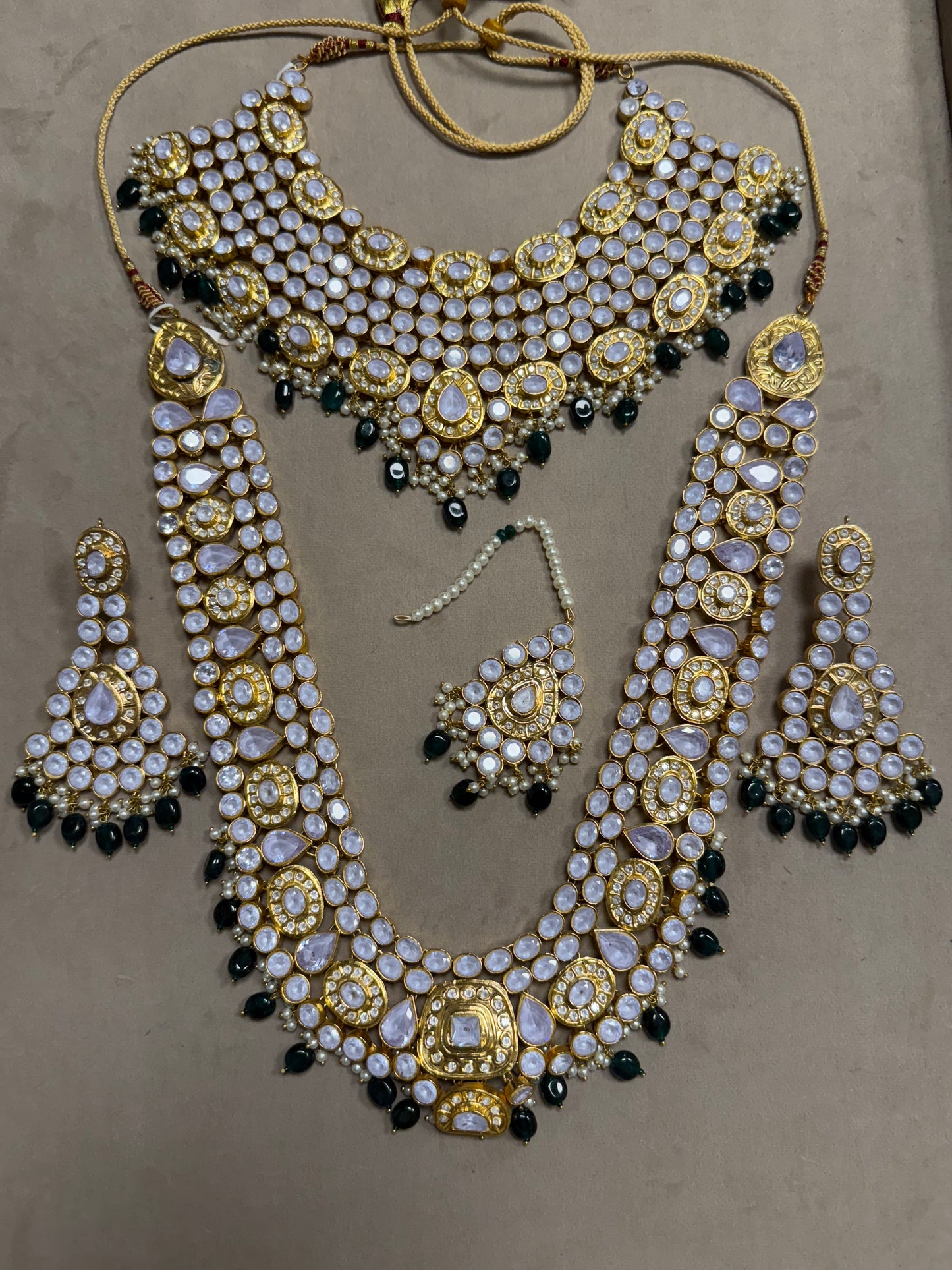 Gutka Kundan Green Bridal Set-Bs67