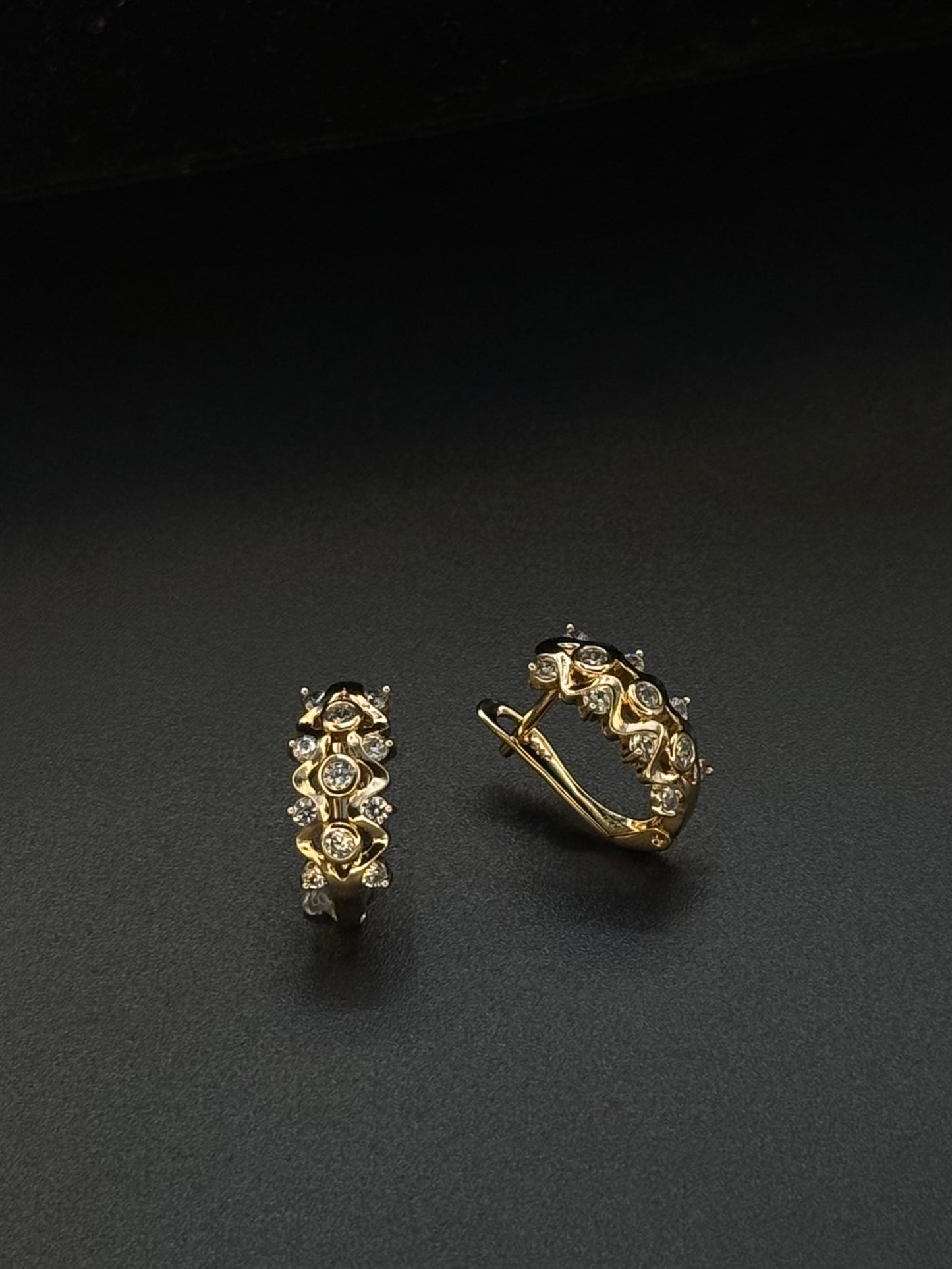 Golden Bloom Hoops-Db16