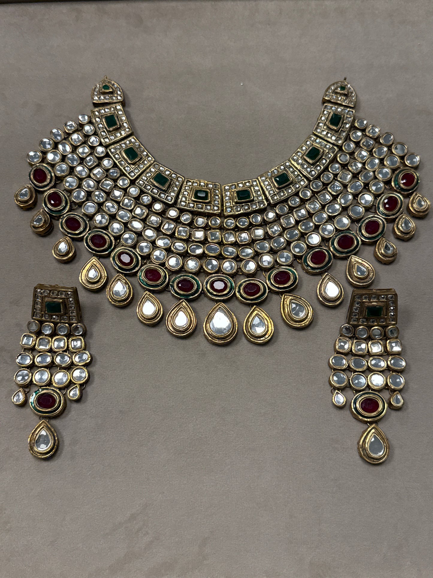 Emerald Royale Bridal Set-Bs43