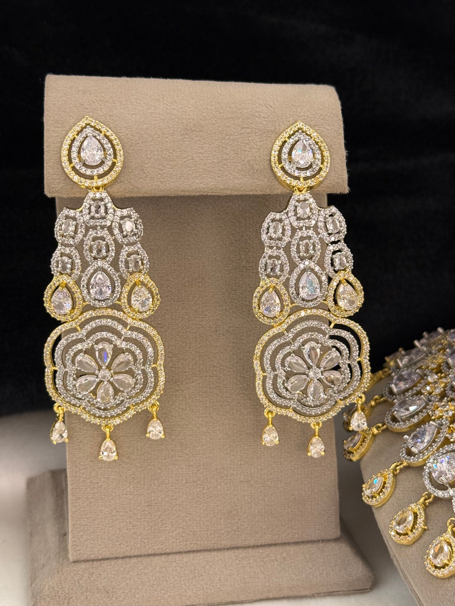 Important Bridal set-INS18
