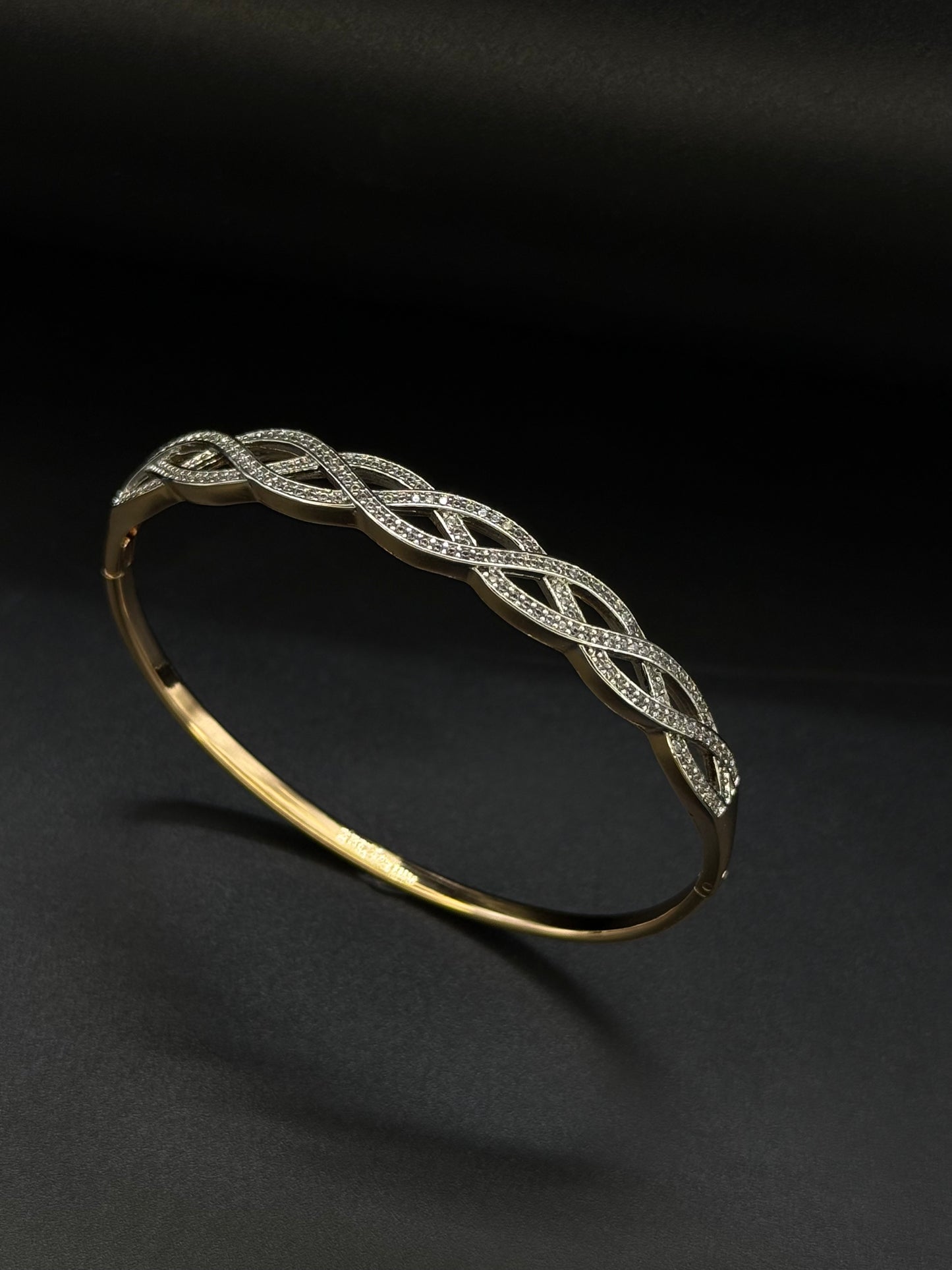 Eternelle Weave Cuff-Bs9