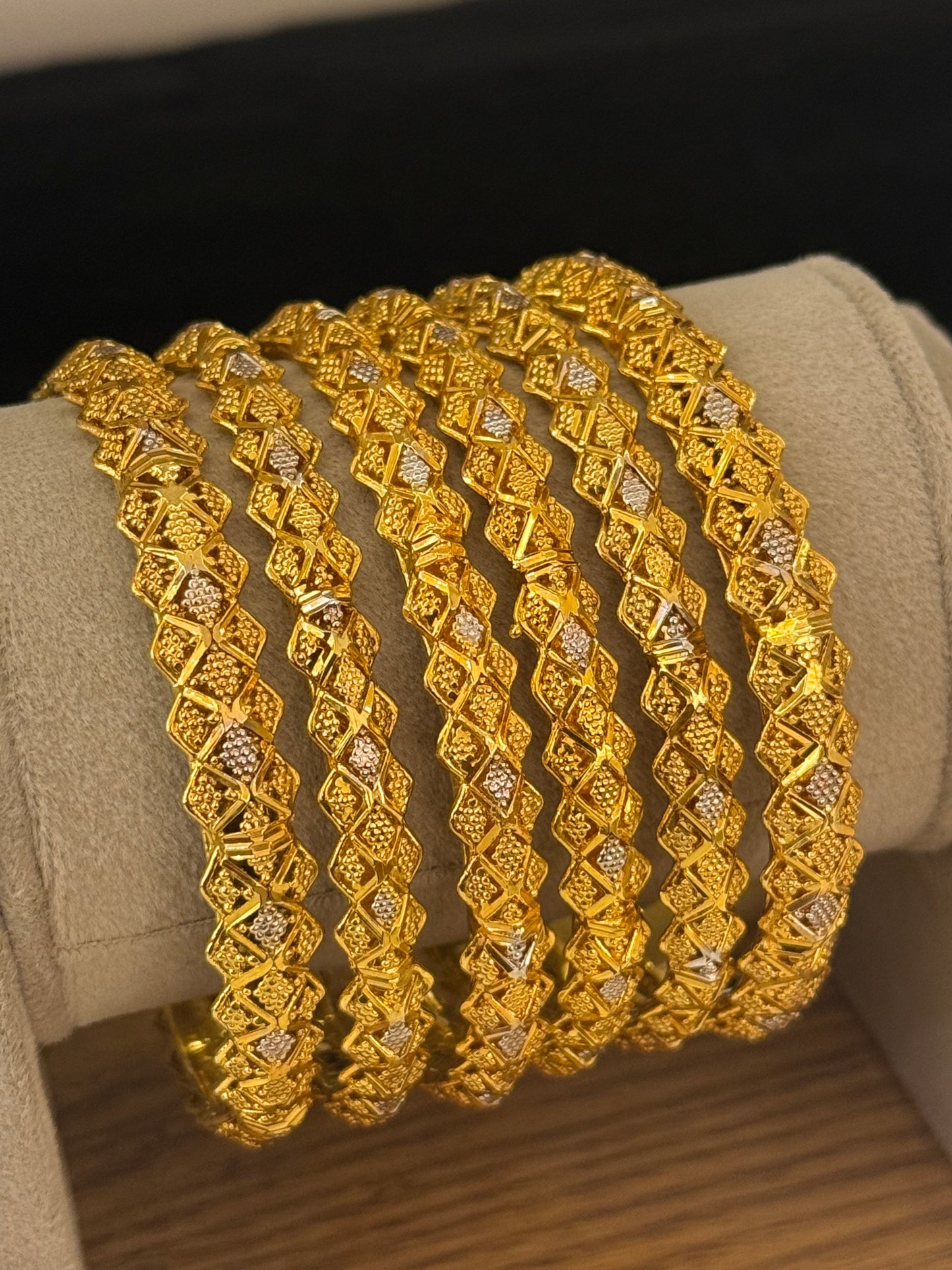 Goldplated Bangles-B66
