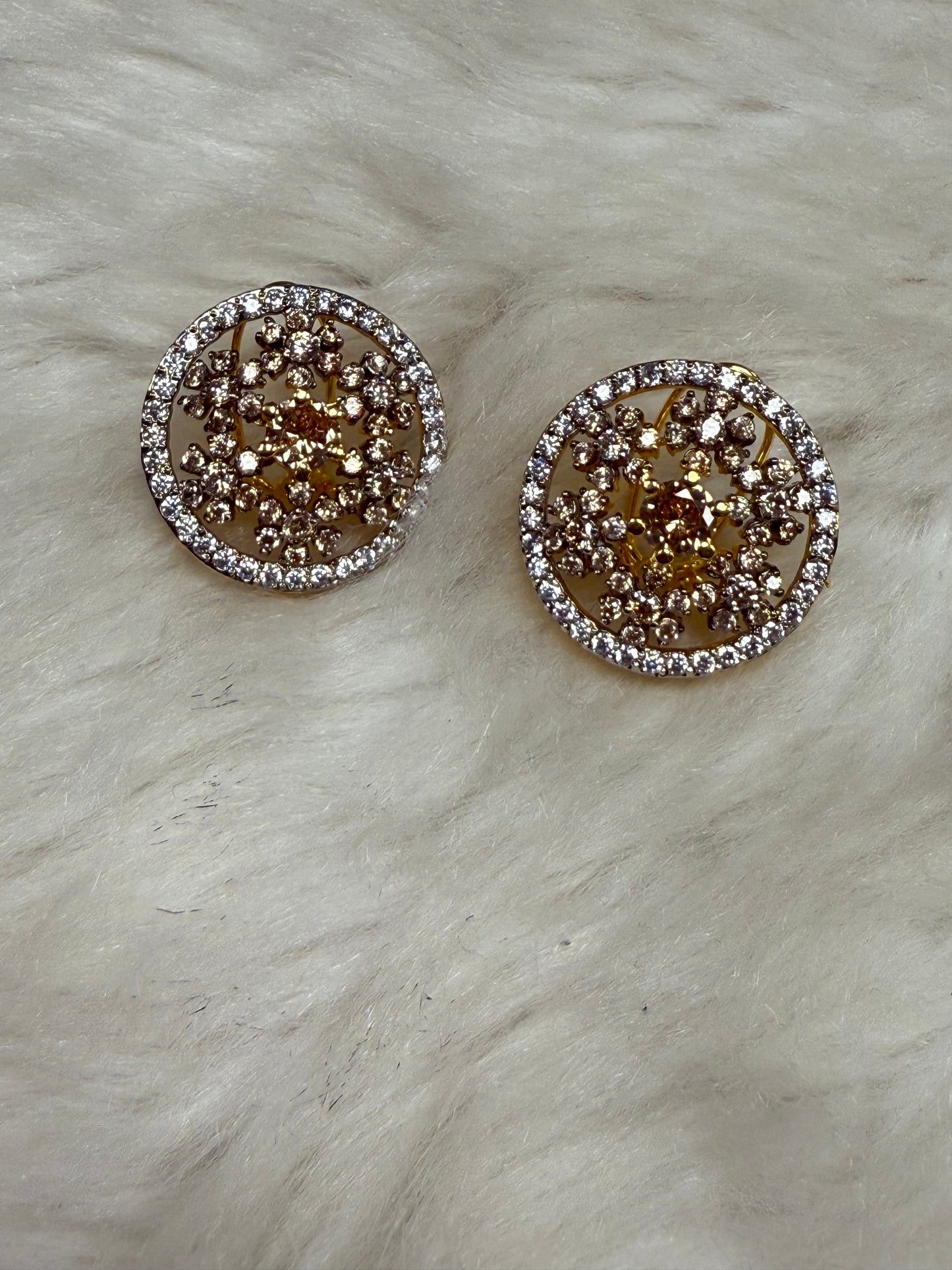 Golden Glow Studs-Tp39