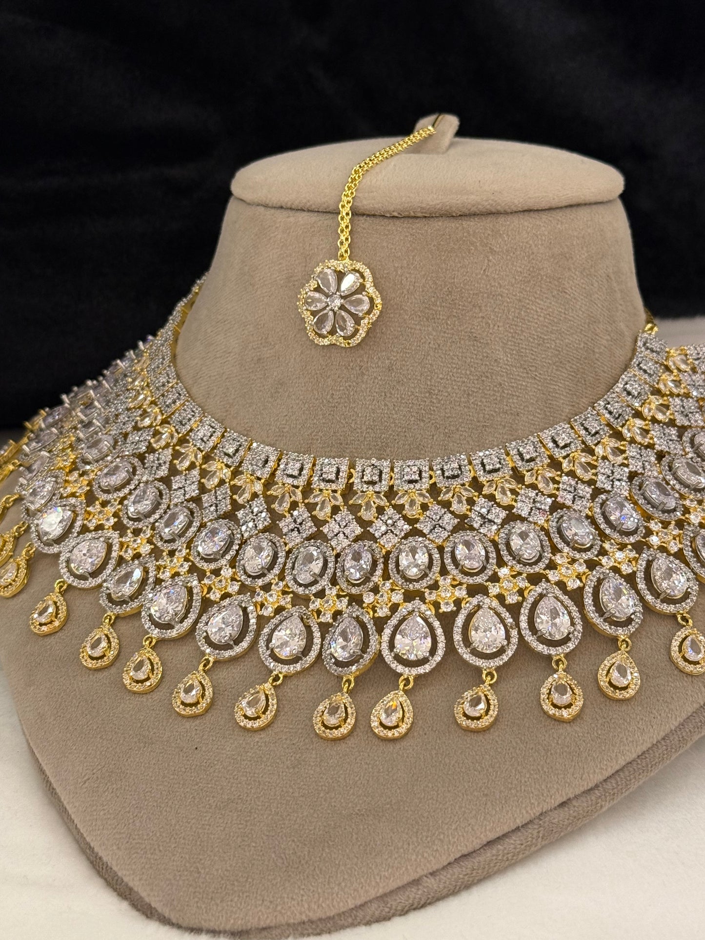 Important Bridal set-INS18
