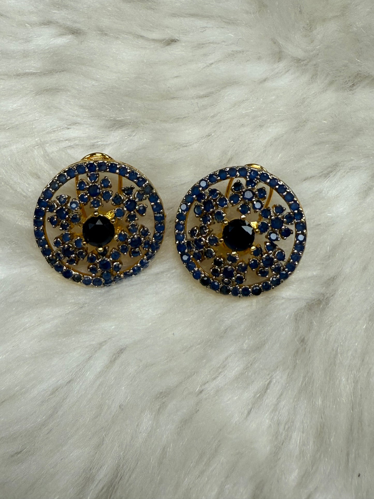 Golden Glow Studs-Tp39