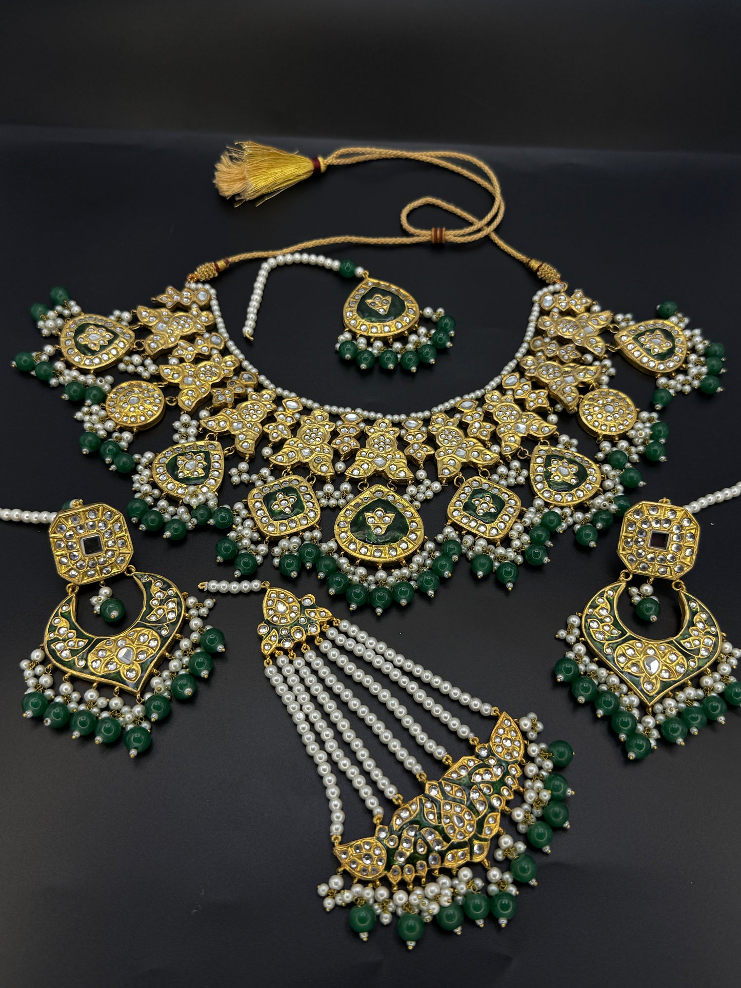 Emerald Royale Kundan Set-Bs010