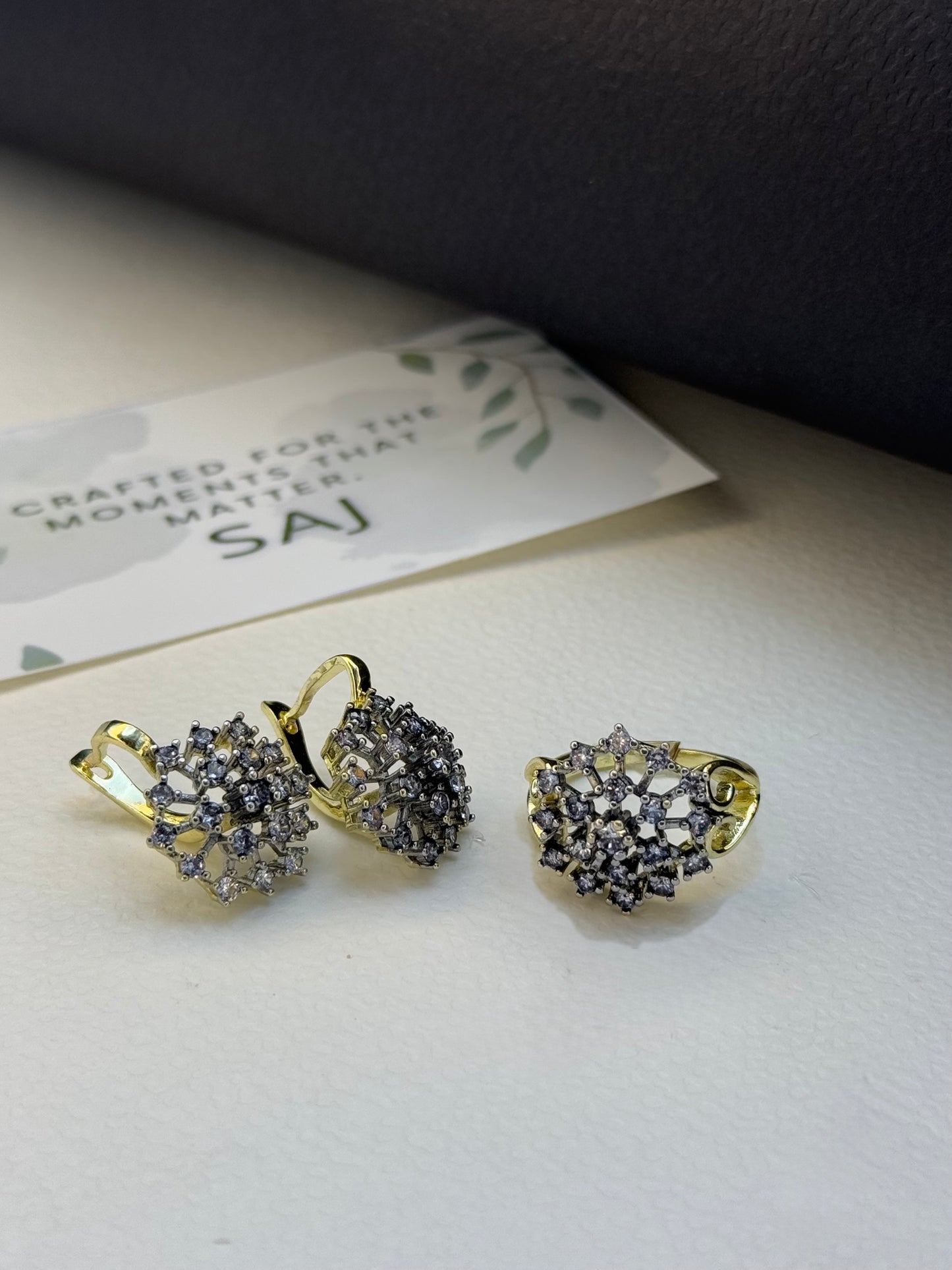 Radiant Charm Set-Ps19