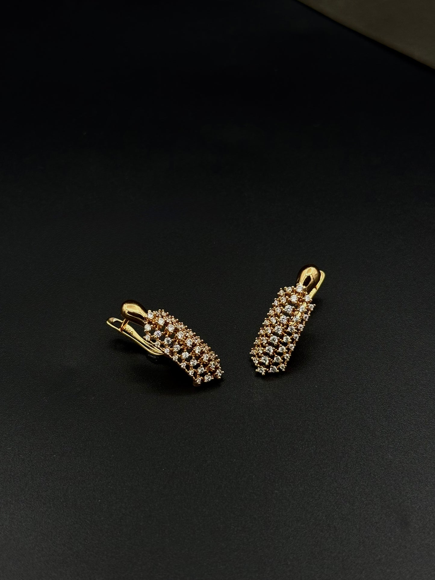 Solstice Gleam set-Cs26