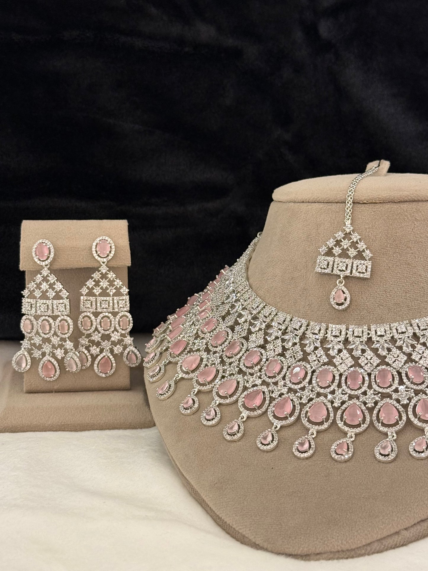 Important Bridal set-INS19