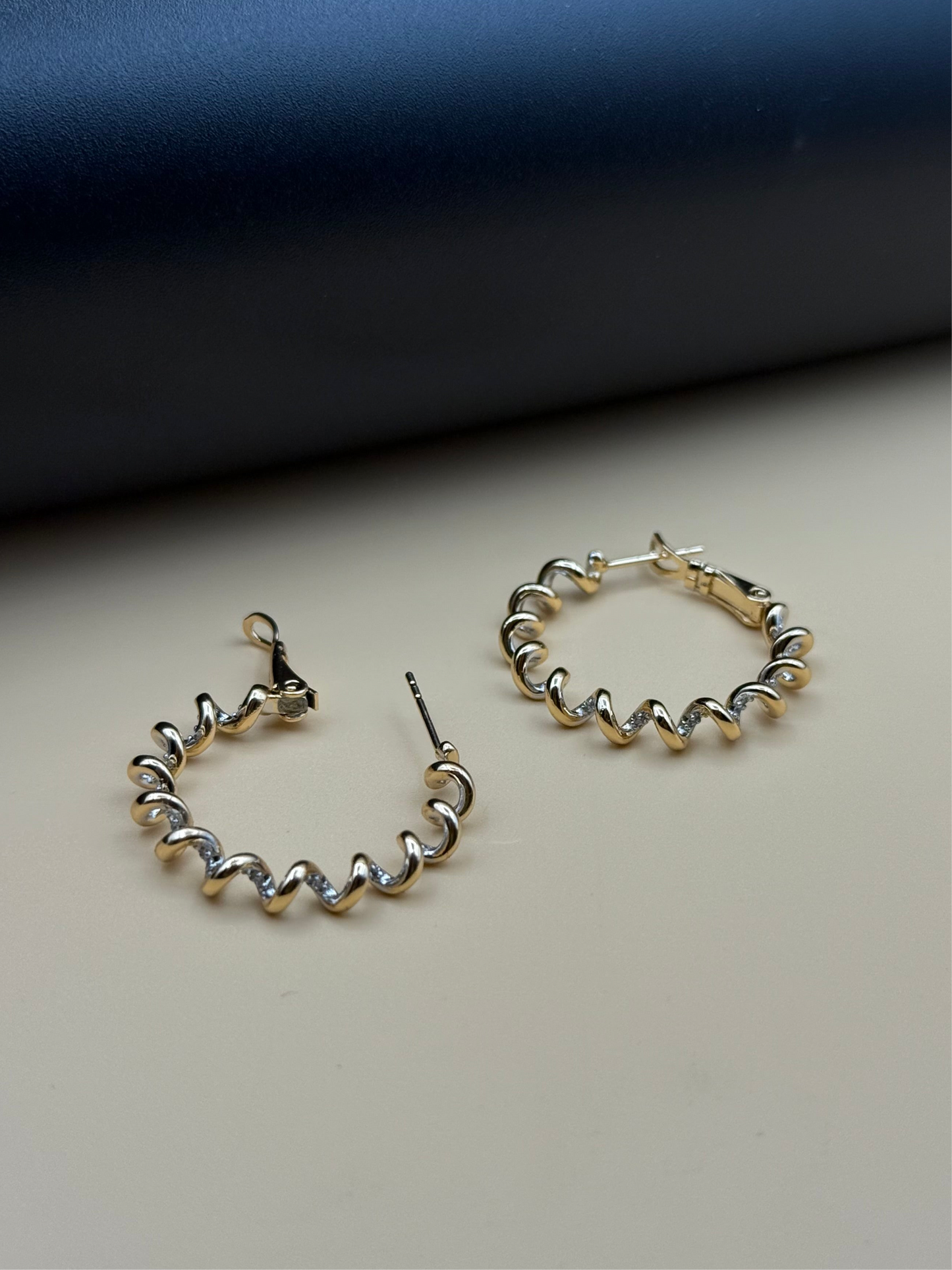 Golden Wave Hoops-Db14