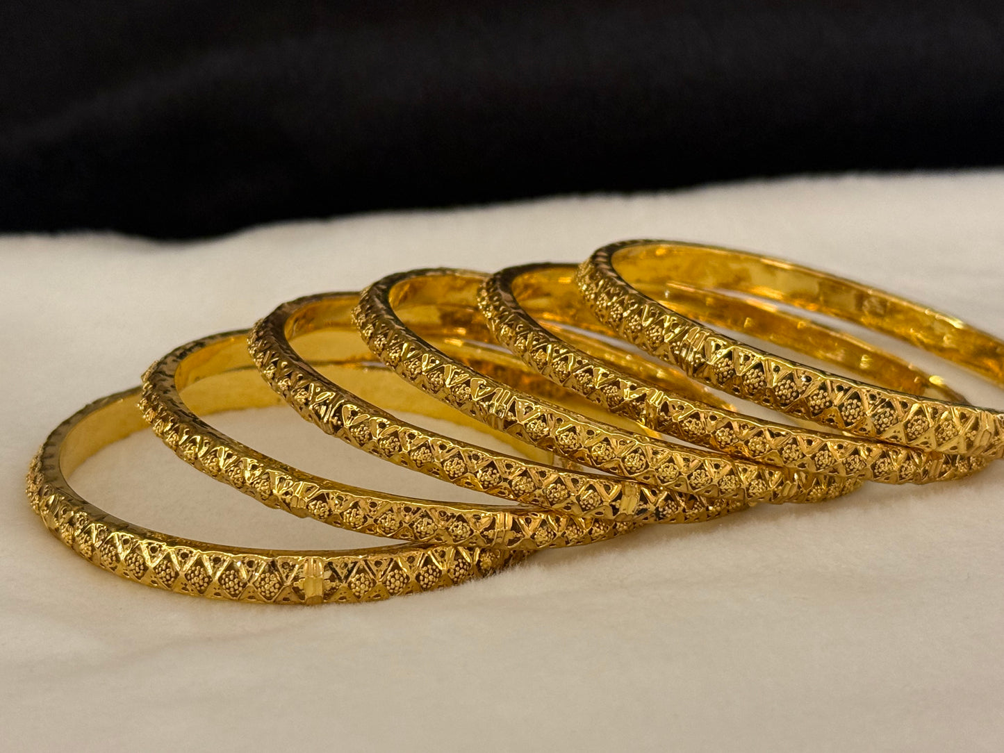 Goldplated Bangles-B57