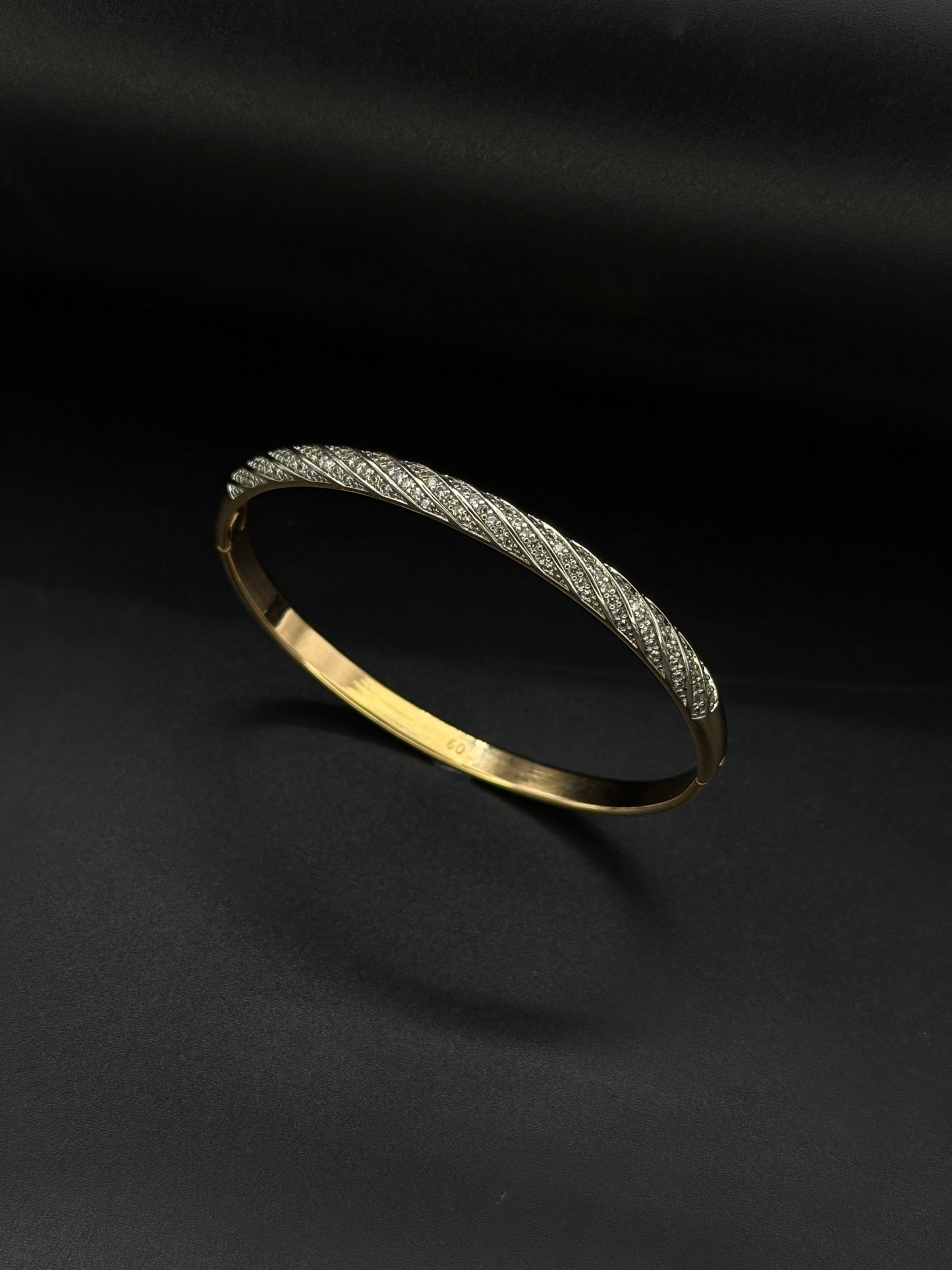 Twilight Twist Cuff-Bs8