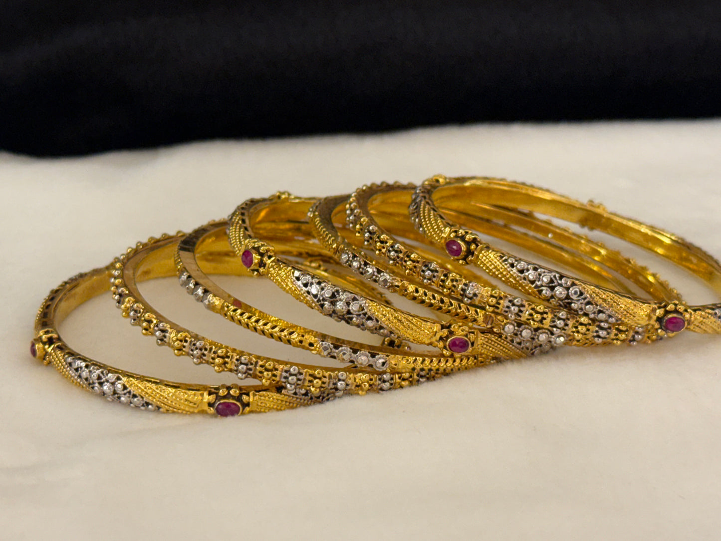 Goldplated Bangles-B63