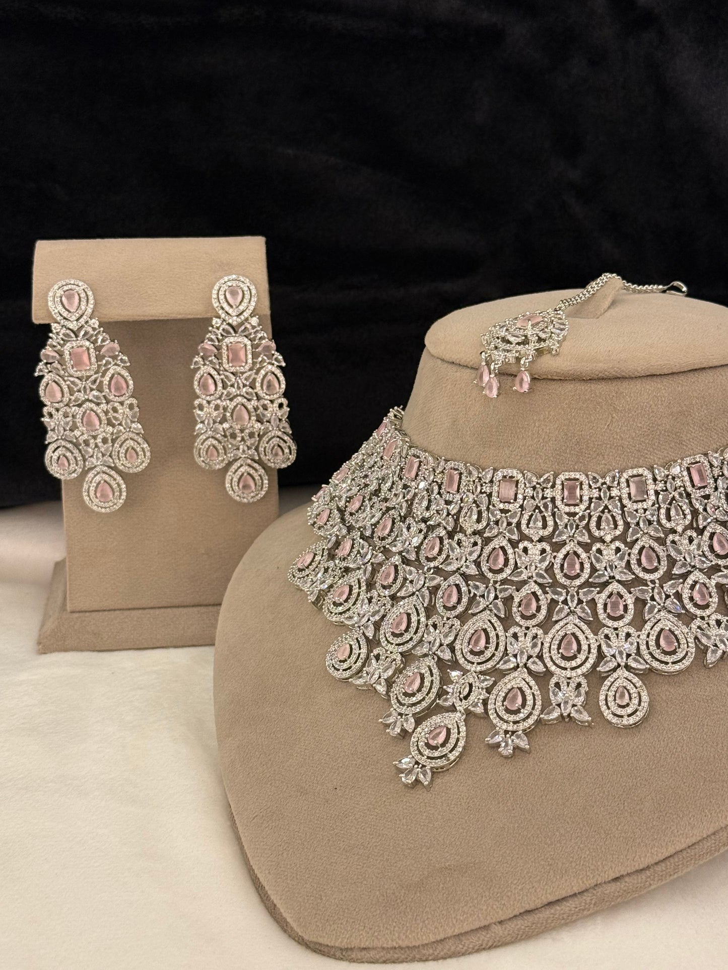 Important Bridal set-INS21