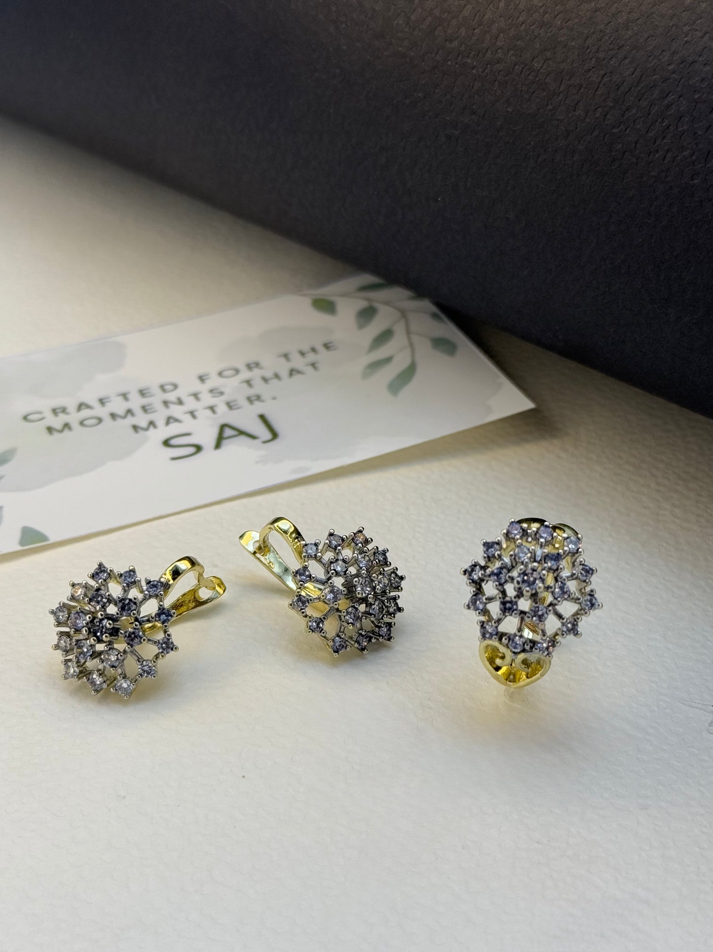 Radiant Charm Set-Ps19