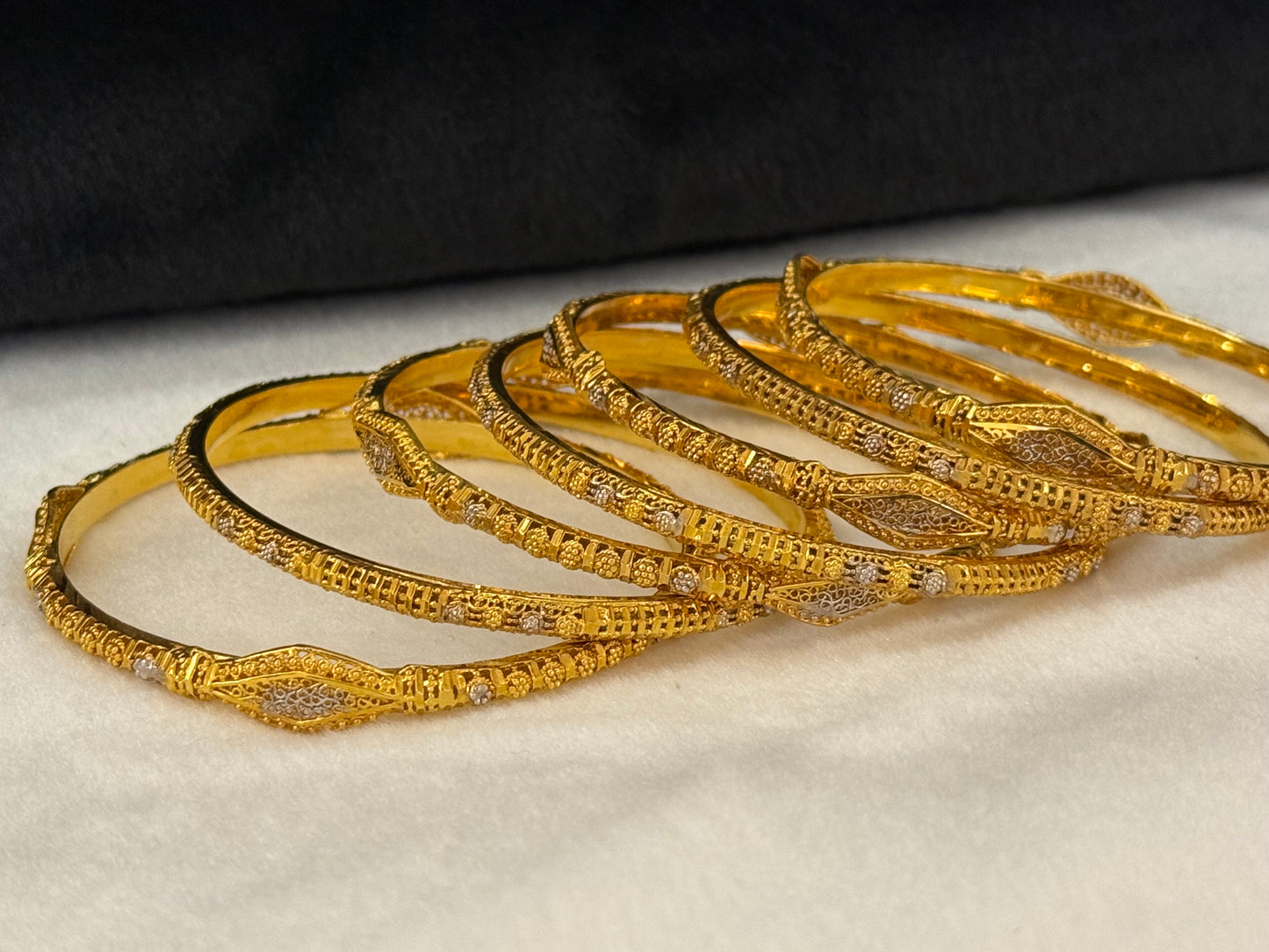 Goldplated Bangles-B72