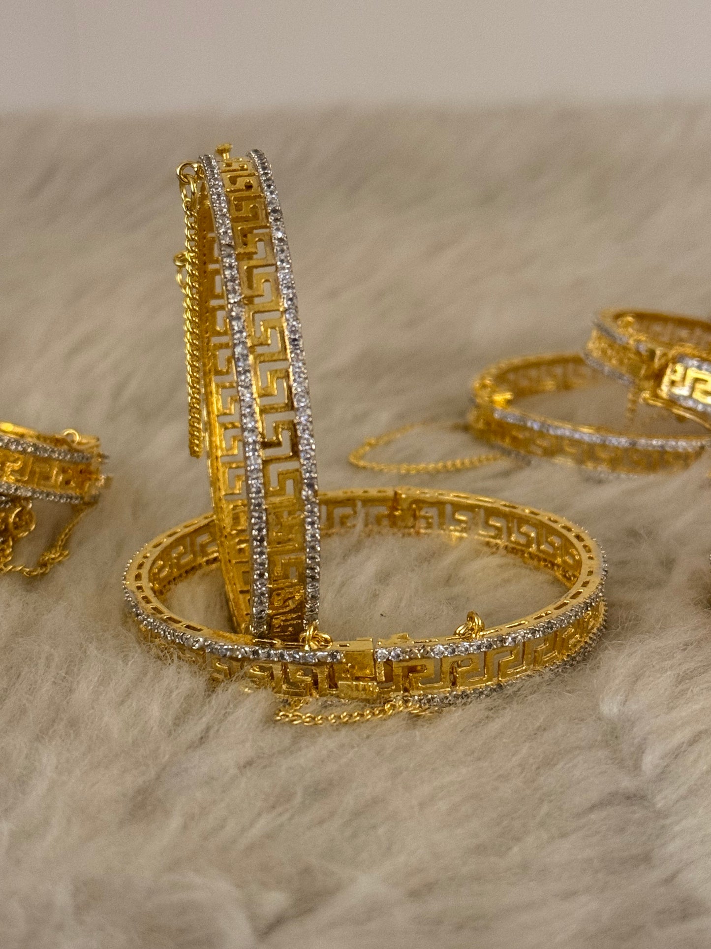 GoldPlated Bangle-B34