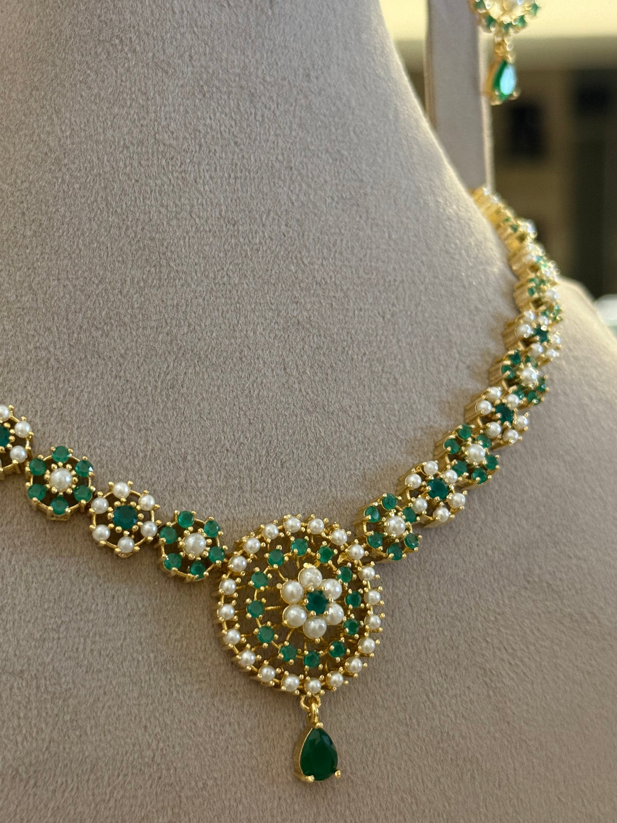 Imp Necklace Set-Ns125