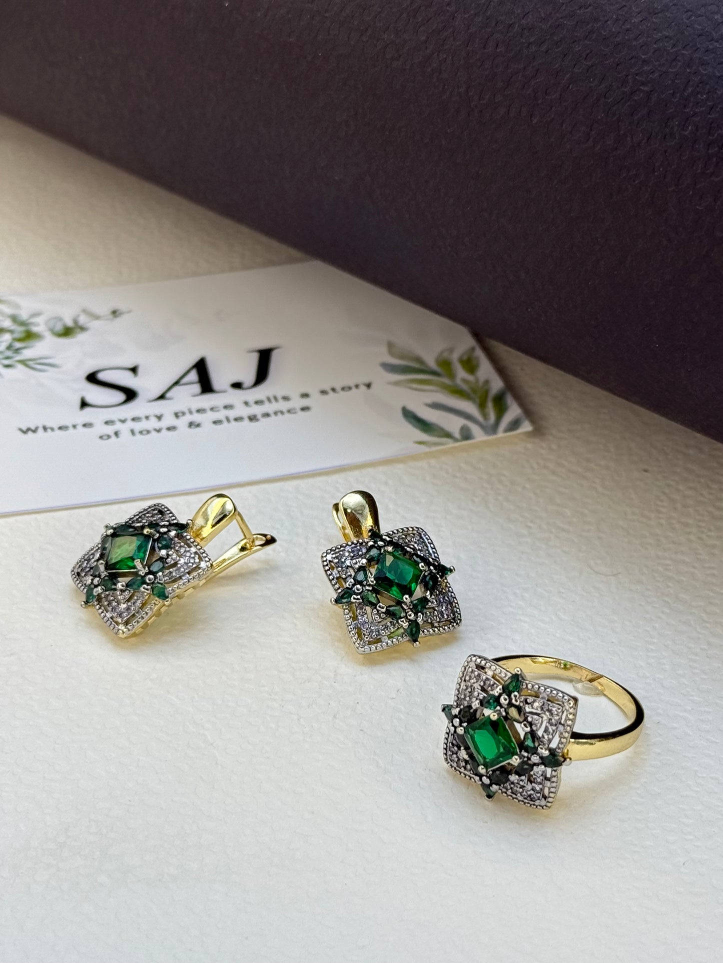 Emerald Royale Set-Ps21