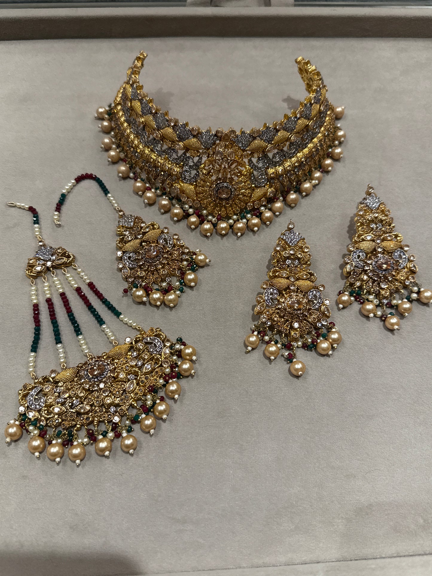 Champagne Pearl Royale Bridal set-Bs24