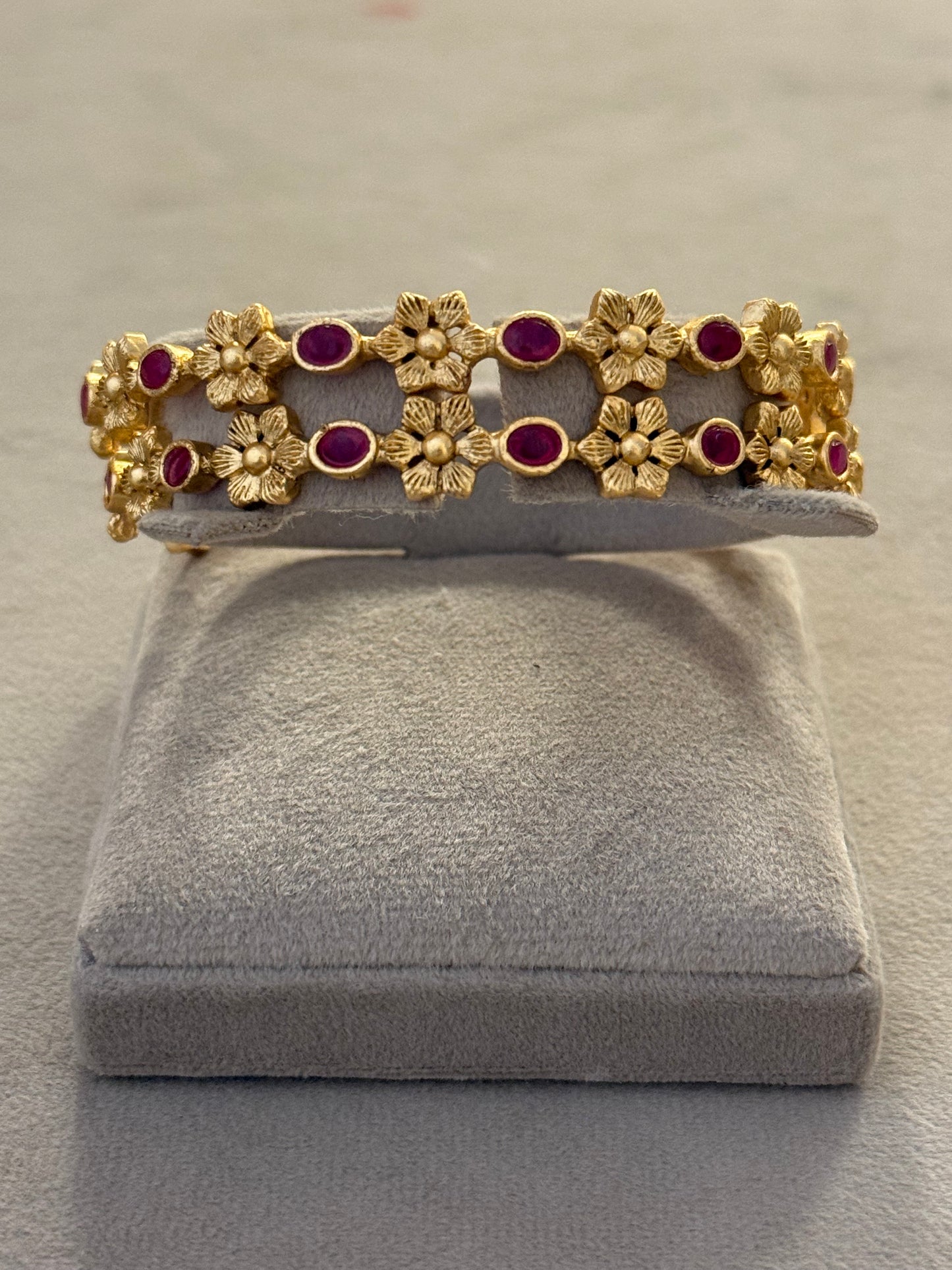 Goldplated Karay-B44