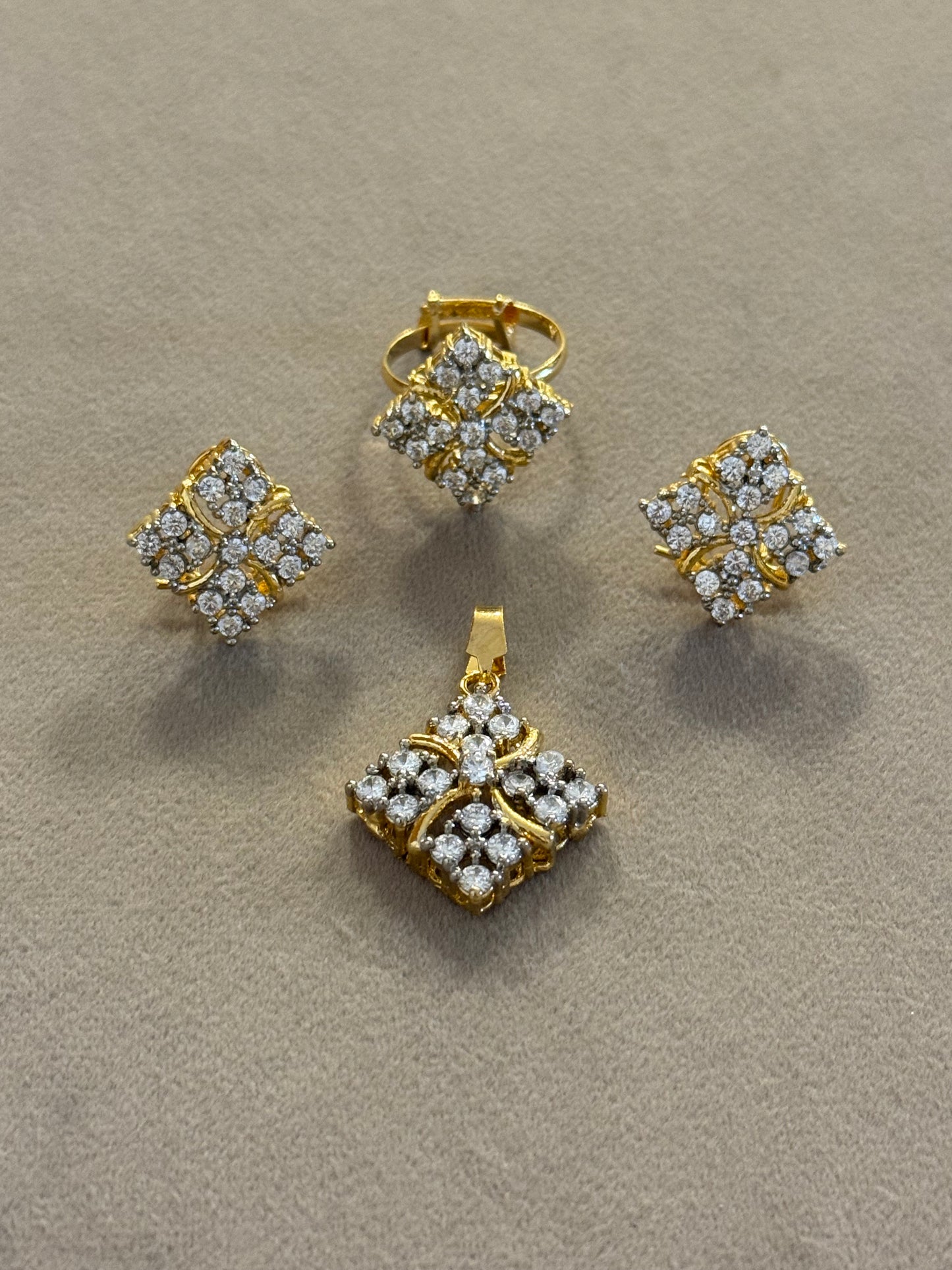 Goldplated Pendant Set-Ps36