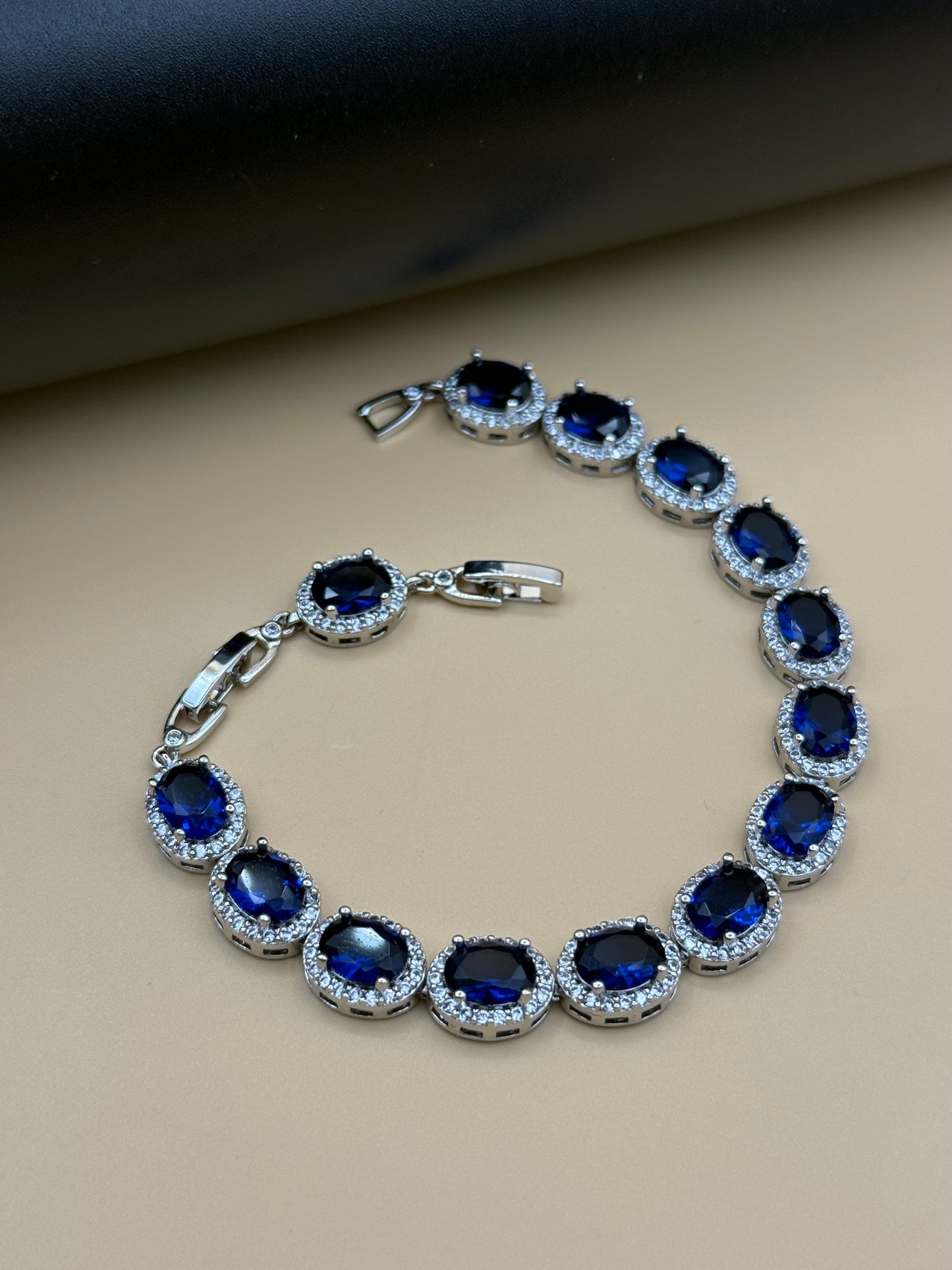 Royal Radiance Bracelet-Bs1