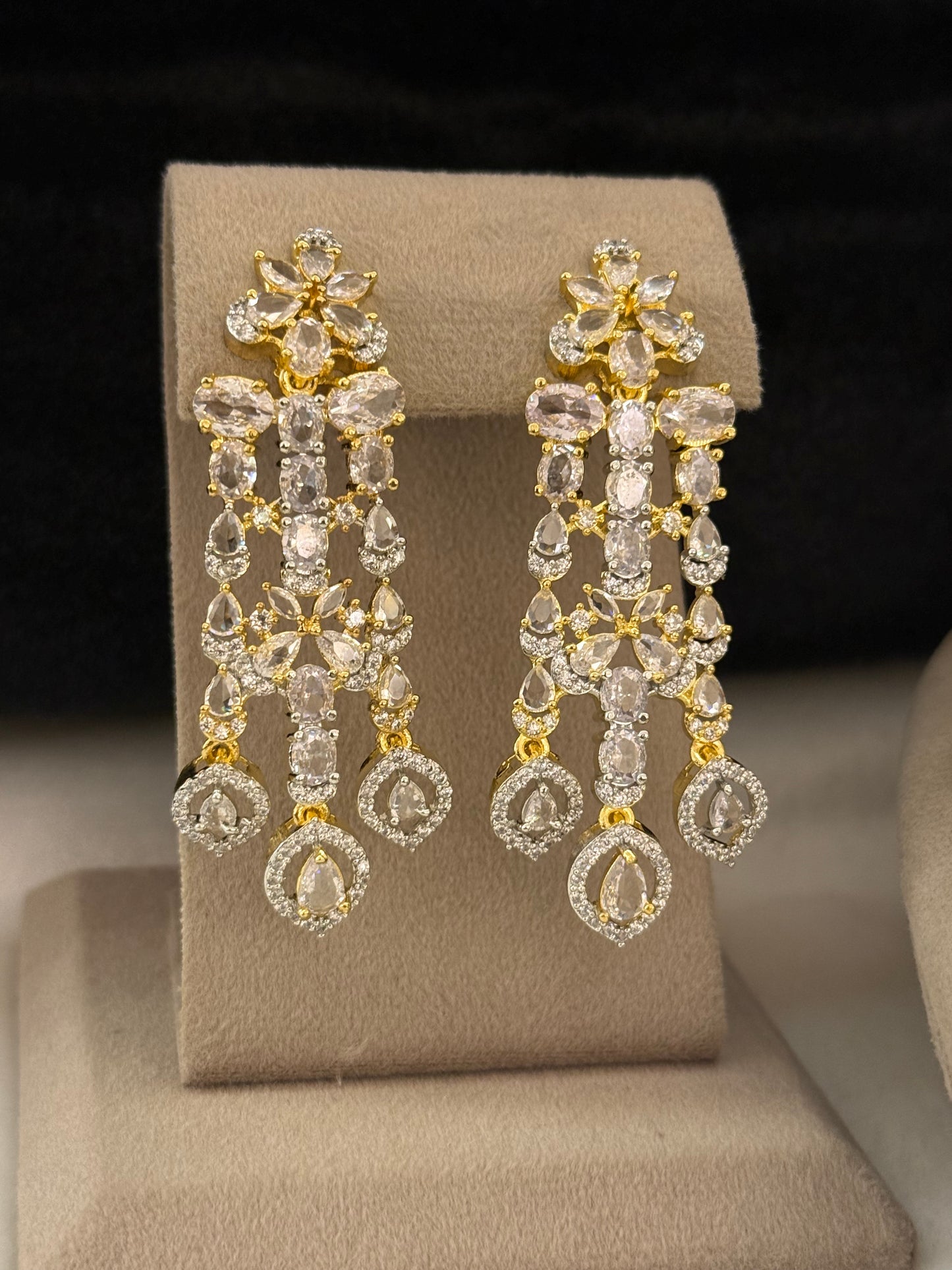Important Bridal set-INS17