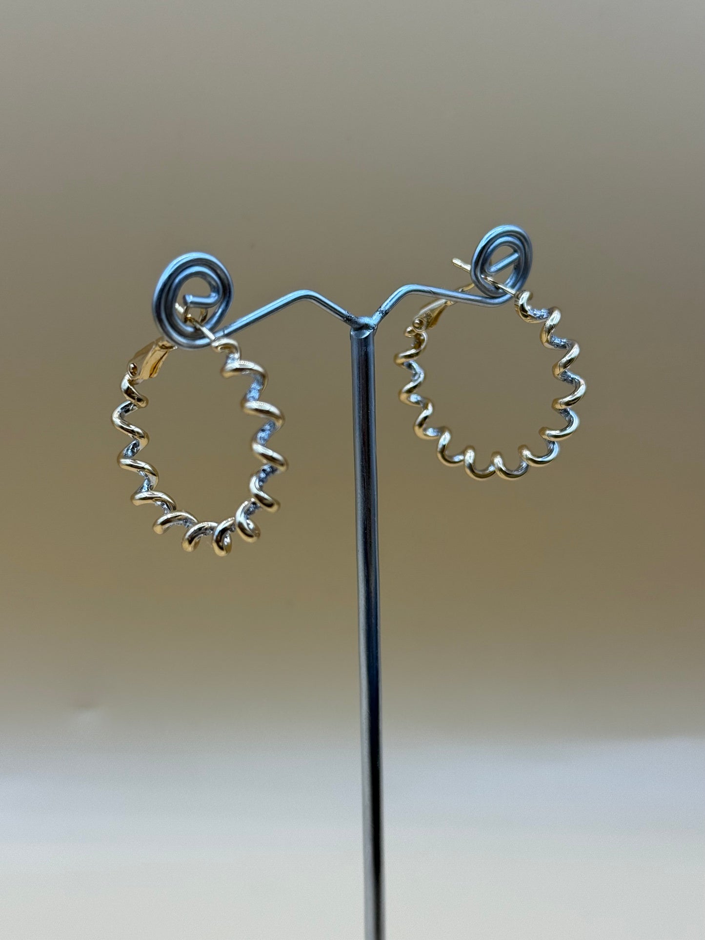 Golden Wave Hoops-Db14