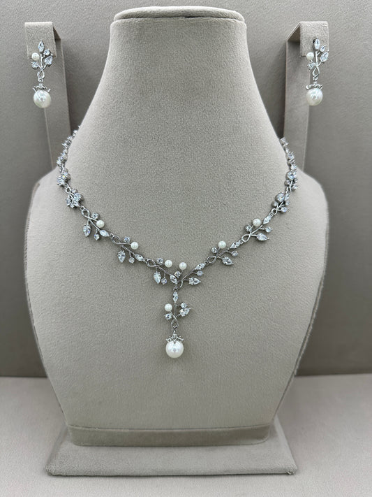 Pearl Zircon Set