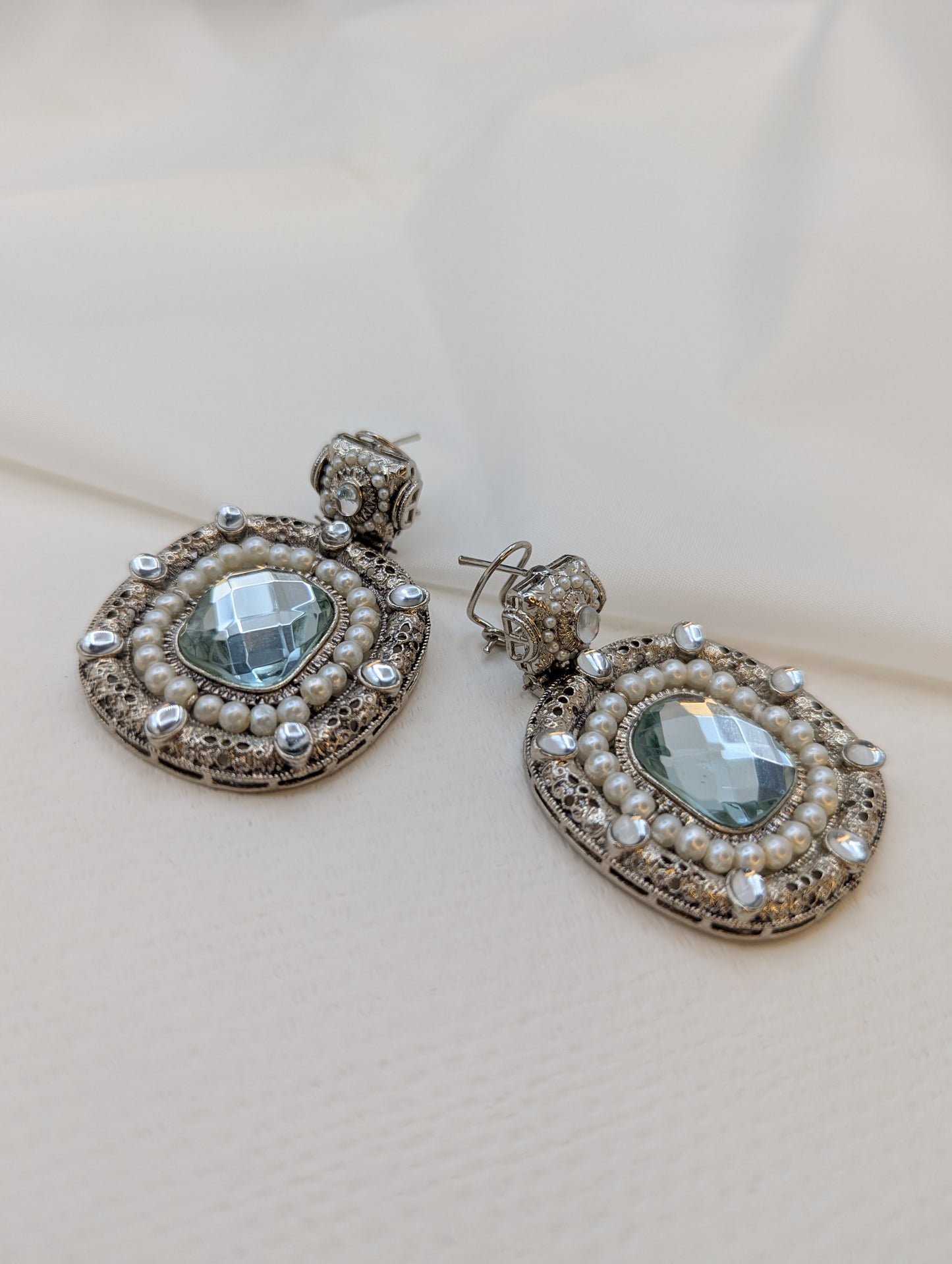 Rhodium-Plated Pearl Earrings-ER16