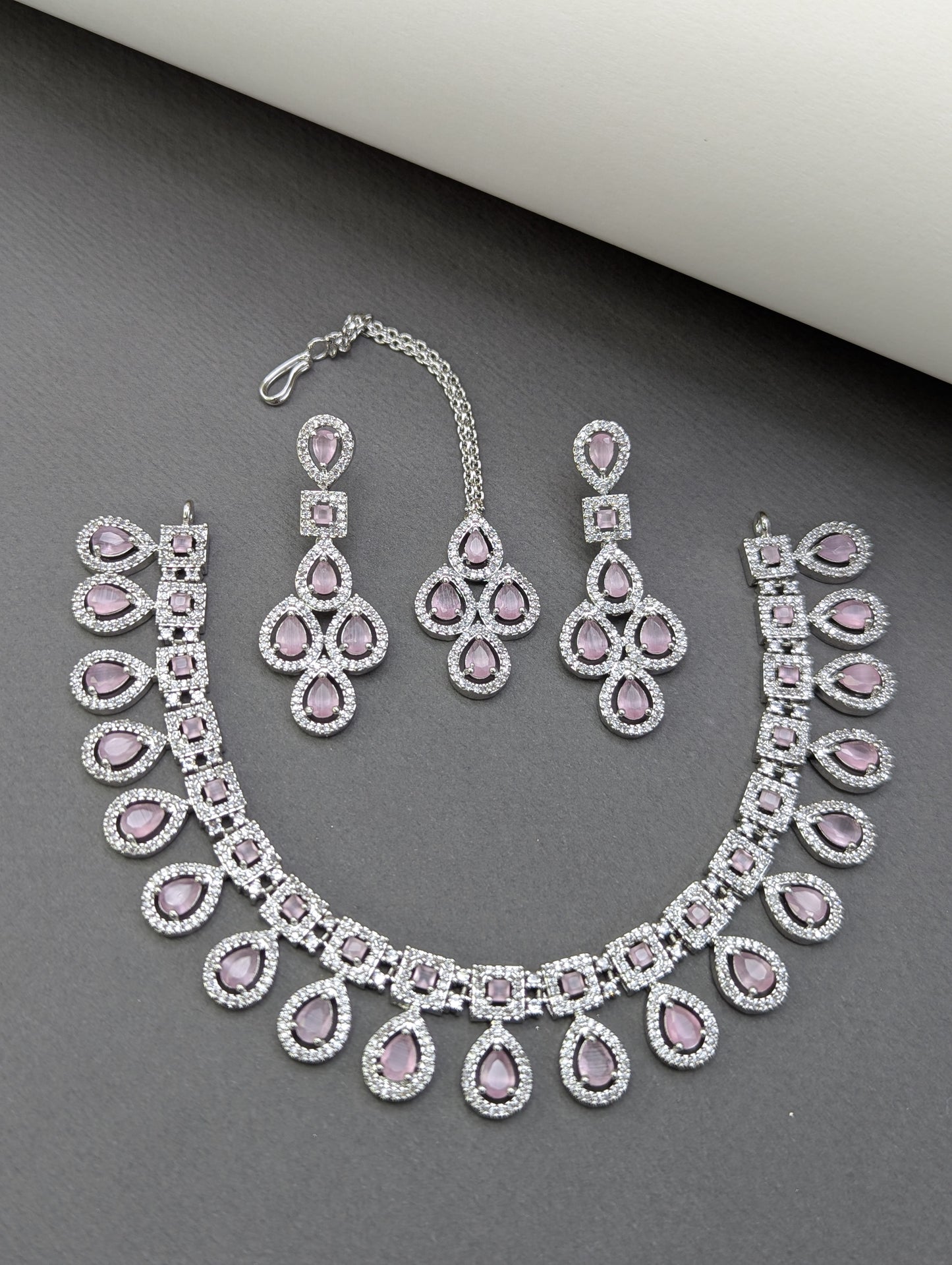 Regal Charm Zircon Set-Ns15