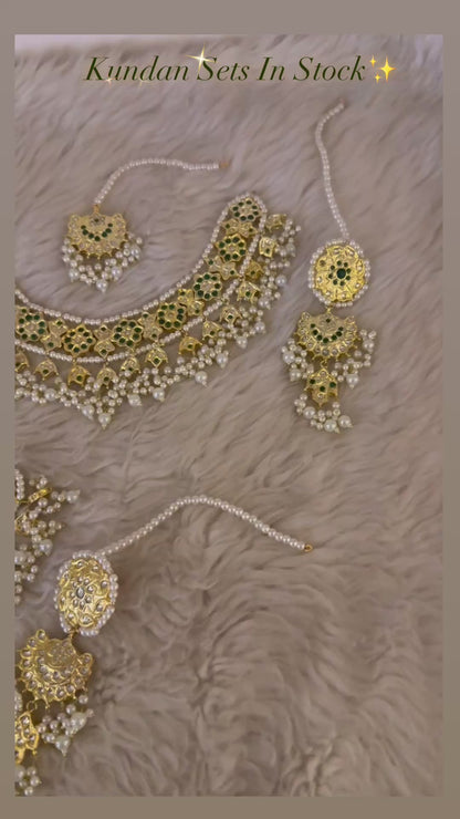 Kundan Necklace Set-Bs79